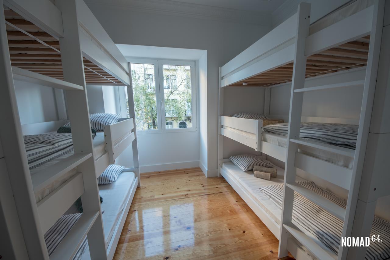 Nomad 64 Hostel Lisbon Bagian luar foto